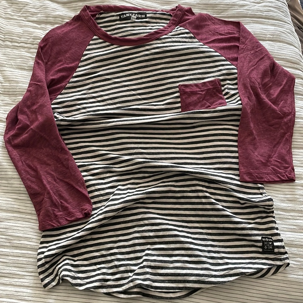 Tank Farm XL baseball tee